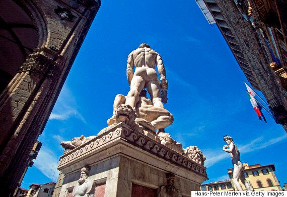 미켈란젤로의 '다비드'상에 얽힌 이야기 3가지