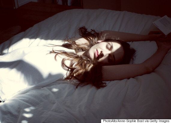 더 행복하고 차분한 사람이 되는 쉬운 방법 17가지