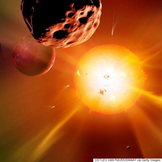 태양계, 달과 지구에 대한 신기한 이야기 4가지