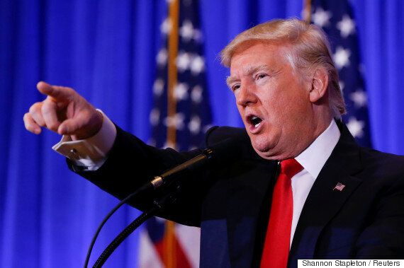 어제 트럼프의 기자회견에서 나왔던 7가지 'WTF' 순간들 (동영상)