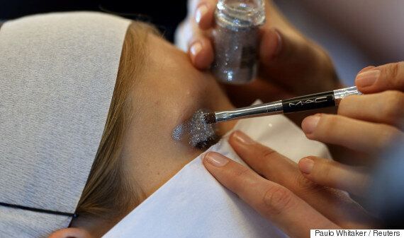 성형외과 광고가 당신을 유혹하는 방법들