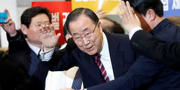 Former UN chief Ban Ki-moon waves to his supporters upon his arrival at the Incheon International Airport in Incheon, South Korea, January 12, 2017.  REUTERS/Kim Hong-Ji