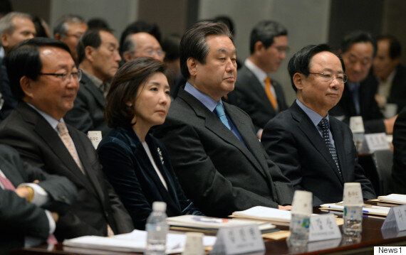 나경원은 반기문의 불출마 사실을 이미 눈치챘을지도 모른다. 그리고 이제 '황통령'을 노리고 있다