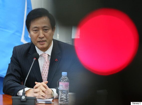 나경원은 반기문의 불출마 사실을 이미 눈치챘을지도 모른다. 그리고 이제 '황통령'을 노리고 있다