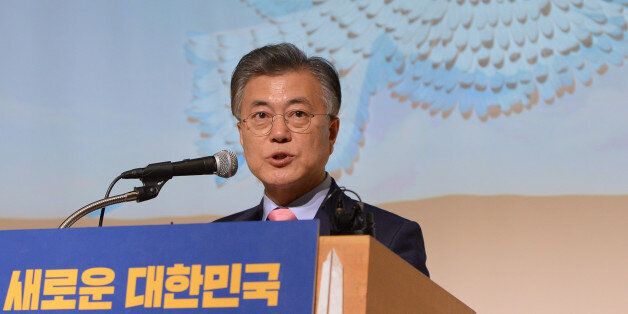 문재인이 페미니스트 대통령이 되겠다며 성평등 공약을 발표했다