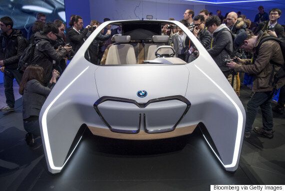 인텔이 17조원에 자율주행차 부품업체 '모빌아이'를 인수하는 이유