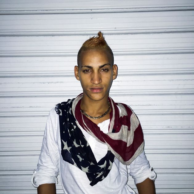 함께 있어도 외롭다 : 게이들의 새 전염병, 외로움