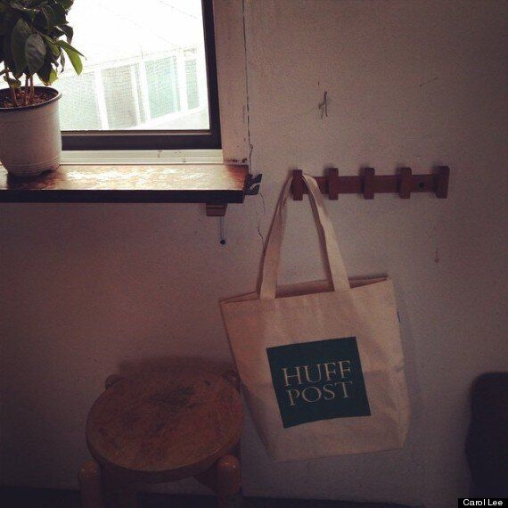 임신한 배에 '그리고 싶은 것'을 그리는 '바디페인팅'이 유행하는 이유(사진)