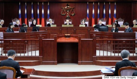 대만 동성결혼 법제화에 대한 역사적인 헌법재판소 심리가 시작됐다