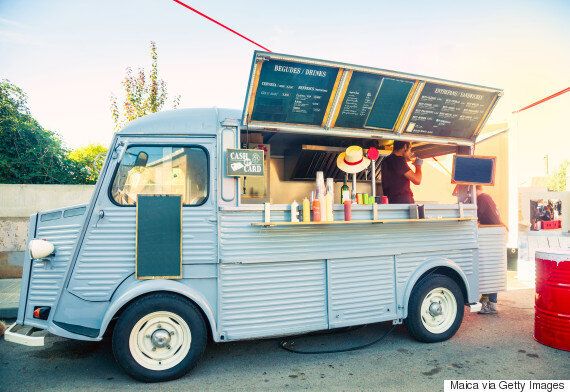 내 생애 최고의 벚꽃 피크닉을 즐기는 5가지 방법