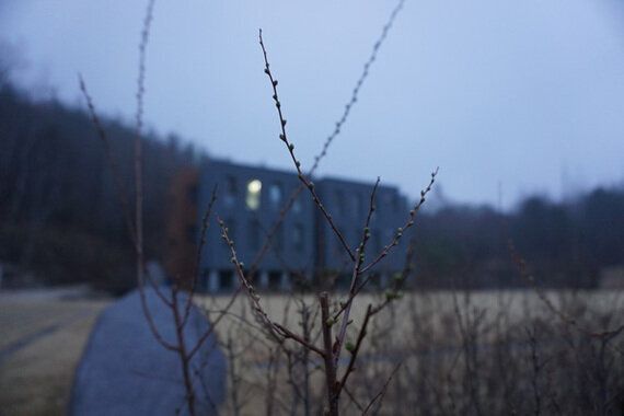 깜깜한 상자 속의 한 줄기 빛