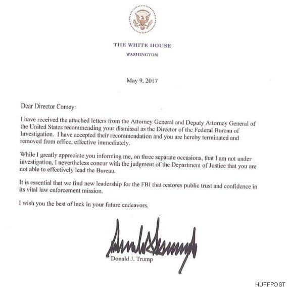 도널드 트럼프 미국 대통령이 제임스 코미 FBI 국장을 전격 해임했다