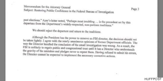 도널드 트럼프 미국 대통령이 제임스 코미 FBI 국장을 전격 해임했다