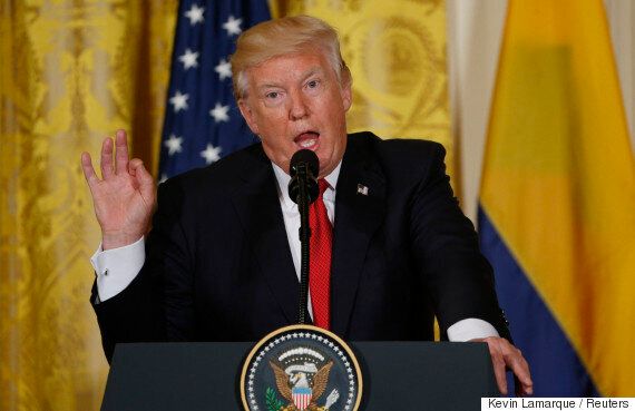 제임스 코미 전 FBI 국장이 '공개 증언'을 결정하다