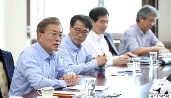 문재인 청와대의 수석보좌관 회의가 박근혜 청와대와 완전히 달라진 점 4가지