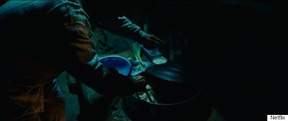 '옥자' 이전에도 봉준호의 영화에서 '육식'은 긍정적인 식생활이 아니었다