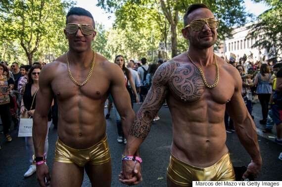 퀴어 퍼레이드를 위한 '완벽한' 몸은 잊어라. 모든 몸을 축하하자