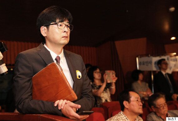 취임 2달도 안 된 '정현백 여가부 장관 경질' 청원이 등장한 이유