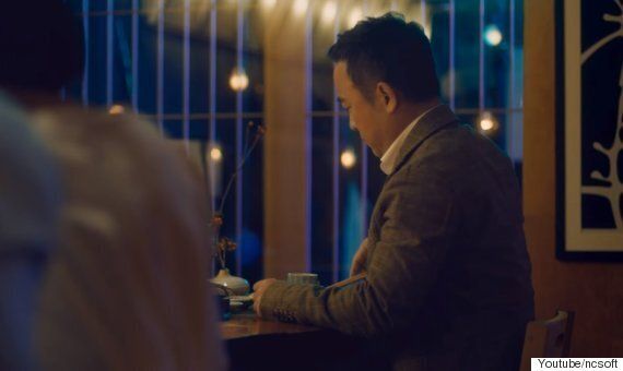 무슨 내용인지 하나도 모르겠는 '김택진 이 XXX' 광고 설명서