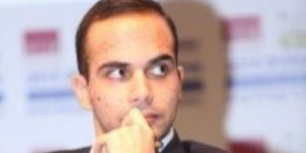 '러시아 스캔들' 수사에서 수사당국에 적극 협조하기로 한 트럼프 측근을 만나보라