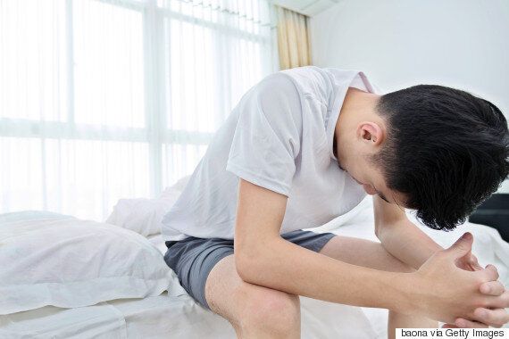 섹스를 마친 후 두통이 생기는 이유와 해법