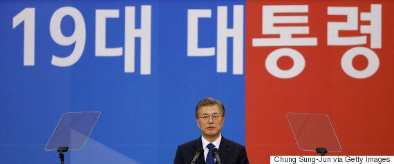 2017년 한국 최대의 이슈 5가지: 탄핵, 문재인정부, 핵실험, 사드, 지진(리얼미터·CBS)