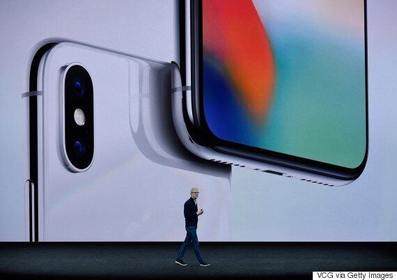 당신이 읽은 그 모든 '아이폰X 원가' 기사는 전부 엉터리다