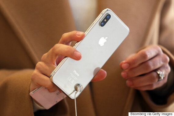 당신이 읽은 그 모든 '아이폰X 원가' 기사는 전부 엉터리다