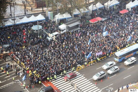 의사 3만명 '문재인케어 반대' 집회에 참석