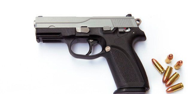 Hand gun with rounds