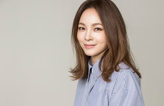 北 예술단의 '여정' 무대에 대한 원곡 가수 왁스의 생각