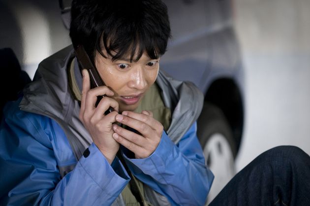 일본판 '골든슬럼버'는 지난 2010년 한국에서 개봉됐다. 당시 한국 배급을 맡은 회사는 CJ엔터테인먼트였다. 
