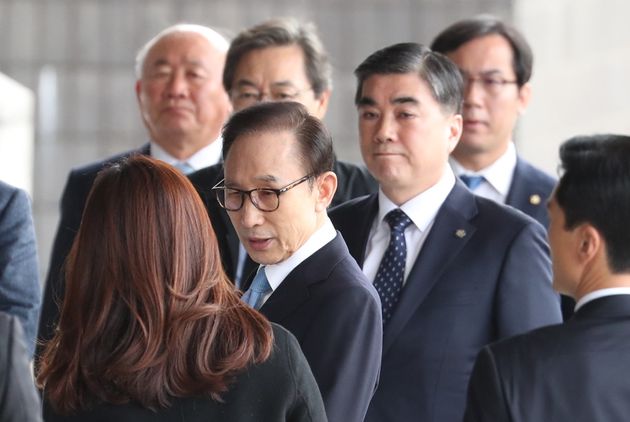 다스·특활비 등 MB혐의 20여개 ‘마라톤 공방’ 예고