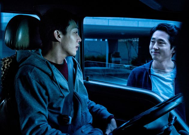 영화 '버닝'은 '실체없음'과 '이유없음'이 일으키는 분노를 그린다