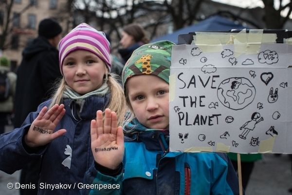 스웨덴 스톡홀름 기후행진에 참여한 아이들