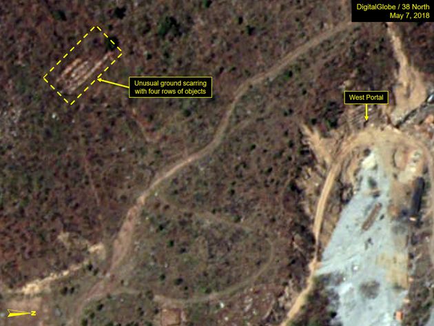 5월7일 촬영된 위성 사진. 언덕 위에 공사 중인 흔적이 있다.