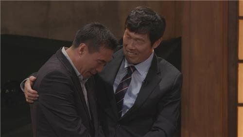 차범근과 하석주가 20년 만에 재회해 1998년의 아픔을 털어내다