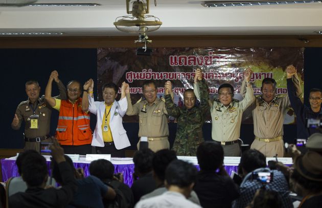 태국 정부가 동굴소년 구하려 호주 의사 초빙하며 약속한 것