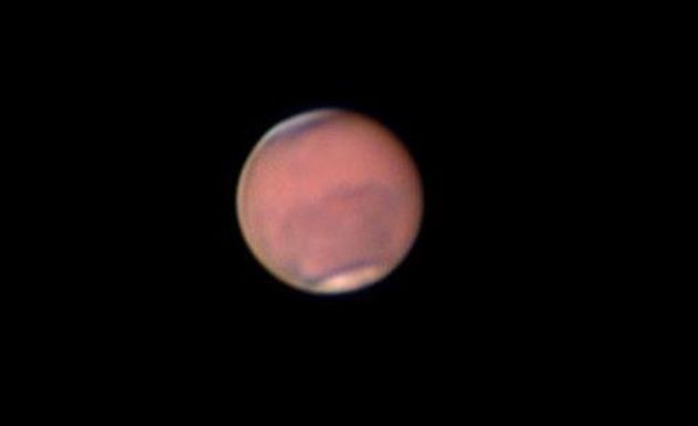 7월19일 촬영한 화성의 모습. 지구에 가까워지면서 표면의 모습을 좀 더 자세히 볼 수 있다. (촬영 : 한국천문연구원 박영식 연구원, 초점거리 4160mm + ASI CCD 카메라)