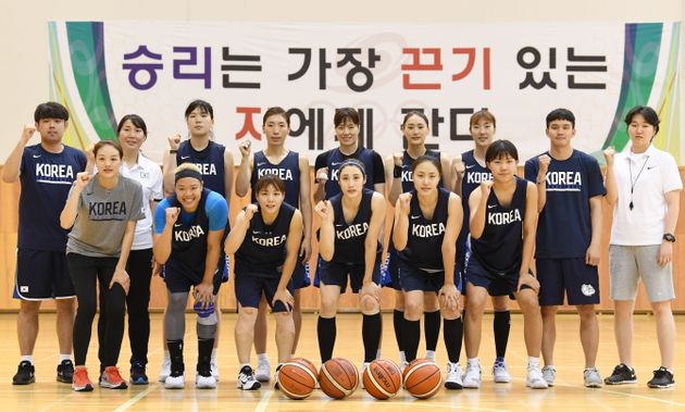 여자 농구 남북단일팀 남측 선수들.
