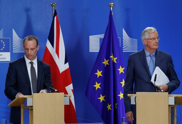도미닉 랍 영국 브렉시트부 장관(왼쪽), 마이클 바르니에 EU 브렉시트 협상 수석대표.