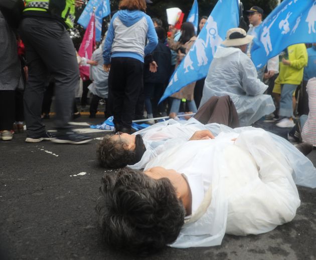 “제주 동성애 축제차량이 반대시민 깔아뭉갰다는 그 보도는 가짜뉴스였다