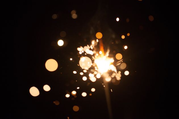 여성들이여, 혼자 오르가즘을 느끼는 멋진 방법 5가지를 소개한다