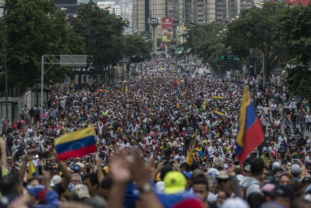 니콜라스 마두로 대통령 퇴진을 촉구하는 대규모 시위가 열렸다. 카라카스, 베네수엘라. 2019년 1월23일.