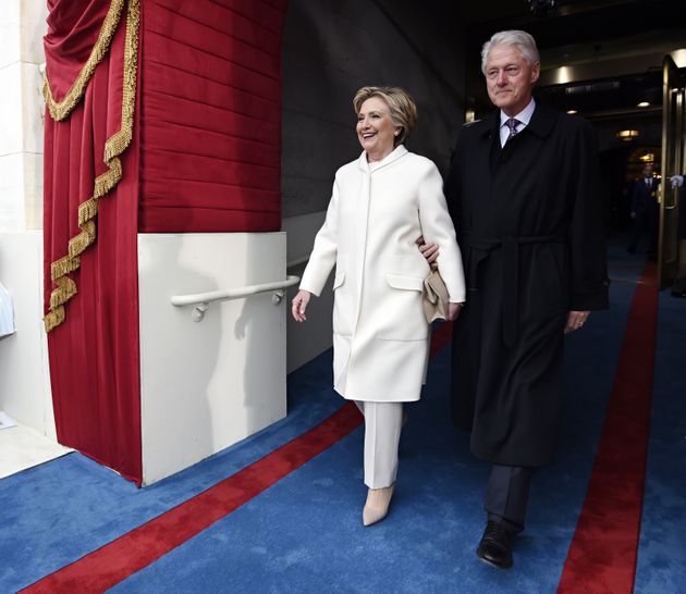 힐러리 클린턴 전 국무장관과 빌 클린턴 전 대통령이 도널드 트럼프 대통령 취임식에 참석하는 모습. 2017년 1월20일.