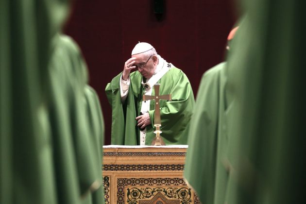 교황이 페미니즘을 '치마를 입은 마초이즘(machismo)'이라고 말했다