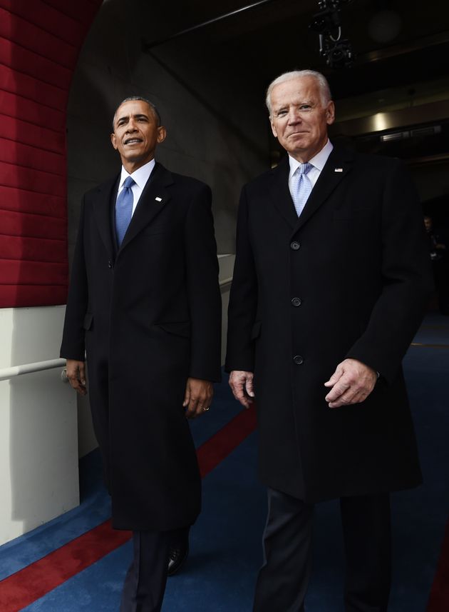 조 바이든은 8년 동안 부통령을 지내며 버락 오바마 전 대통령의 처음과 끝을 함께했다. 사진은 도널드 트럼프 대통령 취임식에 참석하는 두 사람의 모습. 2017년 1월20일.