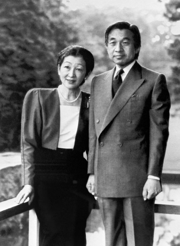 1989년 왕세자 시절의 아키히토와 미치코 왕세자비. 