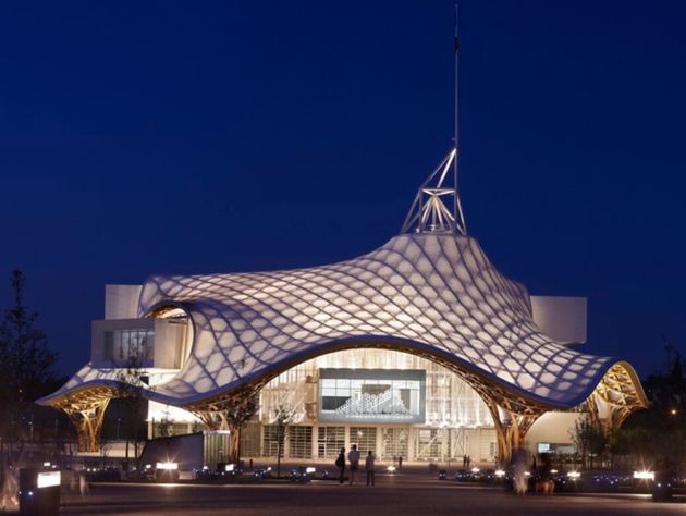 종이 건축의 무한한 가능성을 보여주는 프랑스 '퐁피두메스 센터'