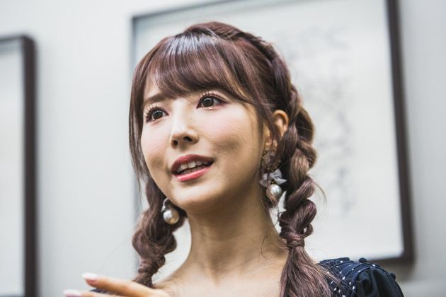 [허프인터뷰]  K-POP에 도전하는 일본 AV배우 미카미 유아의 이야기